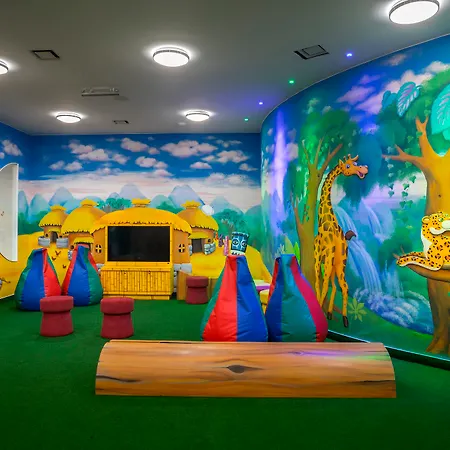 Leonardo Laura Beach&splash Resort