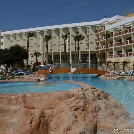 Feriested Leonardo Laura & Splash 4*