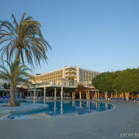 Leonardo Laura Beach&splash 4*