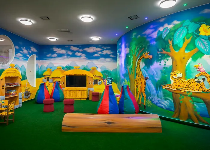 Leonardo Laura & Splash אתר נופש