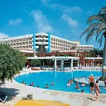 Leonardo Laura & Splash Resort 4*