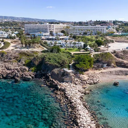 Leonardo Laura & Splash Resort 4*