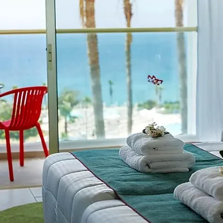 Resort Leonardo Laura & Splash Klorakas