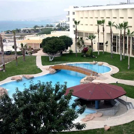 Leonardo Laura & Splash 리조트