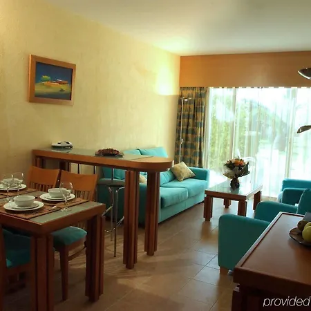 Leonardo Laura & Splash Klorakas