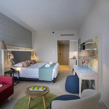 Leonardo Laura & Splash