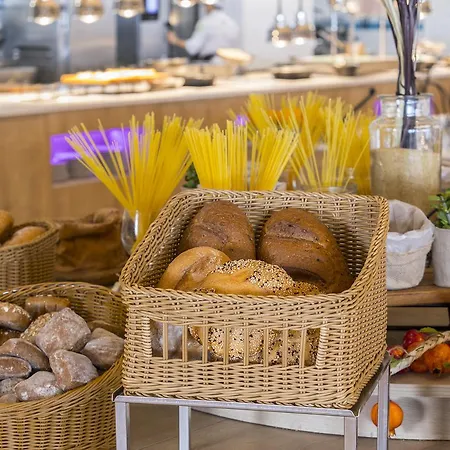 Leonardo Laura & Splash