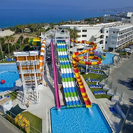 Resort Leonardo Laura Beach&splash Klorakas