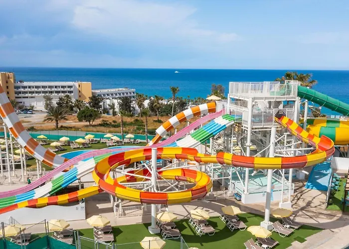 Leonardo Laura Beach&splash Resort 4*