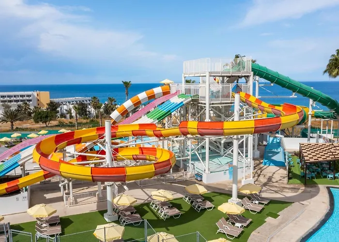 Leonardo Laura Beach&splash Resort 4*