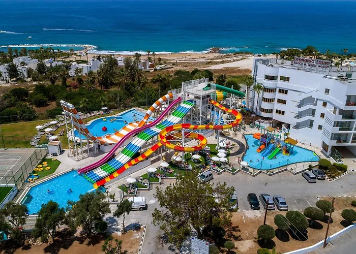 Resort Leonardo Laura Beach&splash Klorakas
