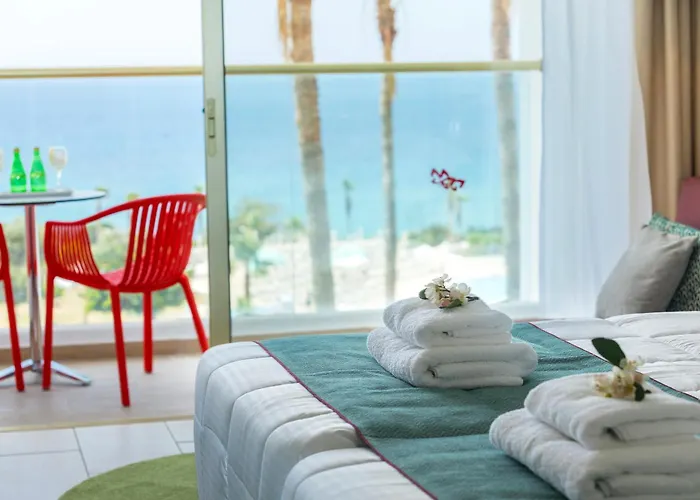 Leonardo Laura & Splash Resort