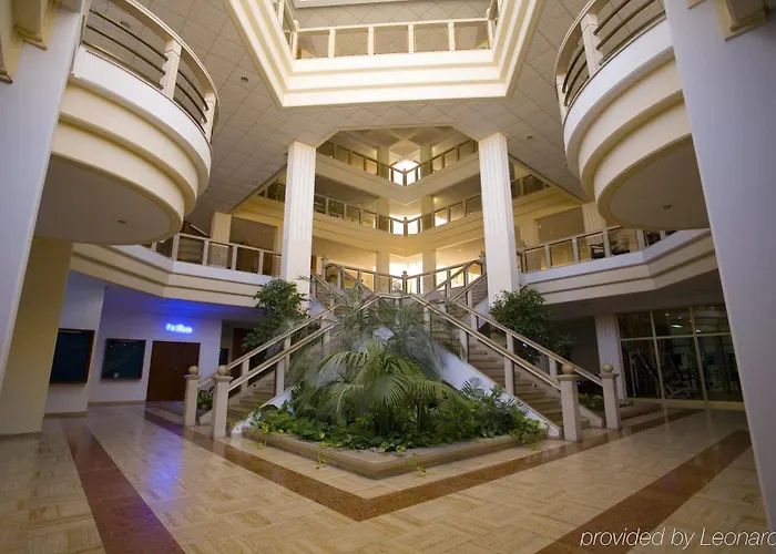 Leonardo Laura Beach&splash Resort Klorakas