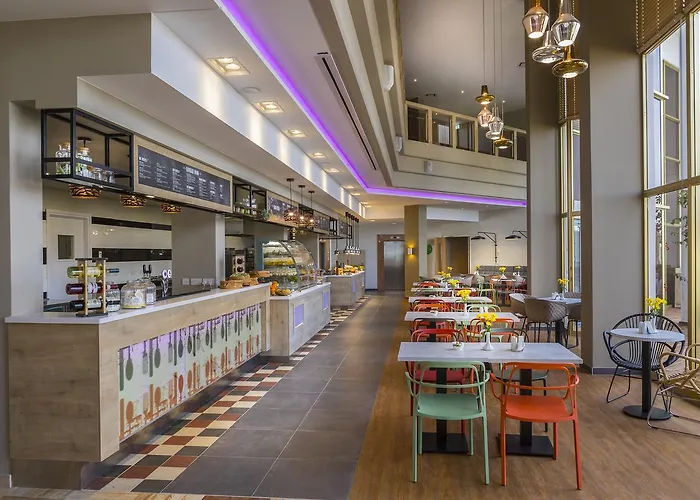 Leonardo Laura & Splash 4*